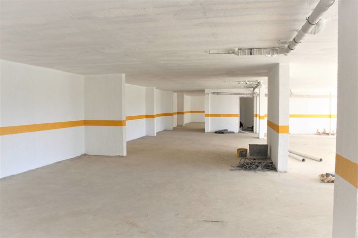 Image No.9-3 Bed Apartment for sale