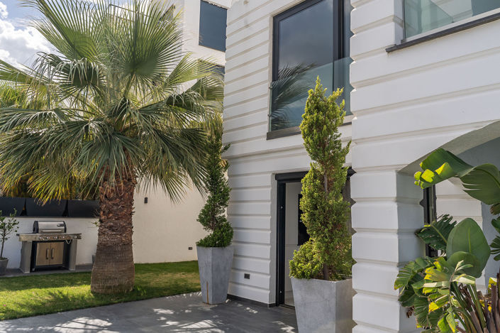 Image No.8-5 Bed House/Villa for sale