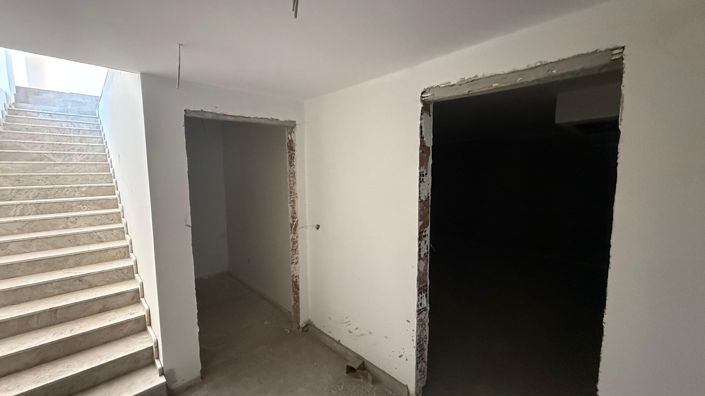 Image No.46-5 Bed House/Villa for sale