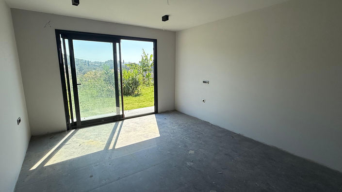 Image No.24-4 Bed House/Villa for sale