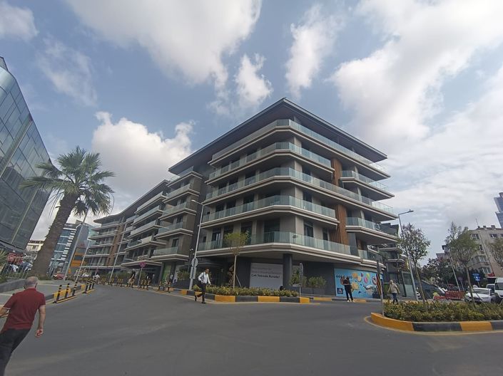 Image No.3-4 Bed Apartment for sale