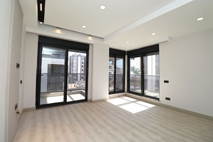 Image No.12-1 Bed Apartment for sale