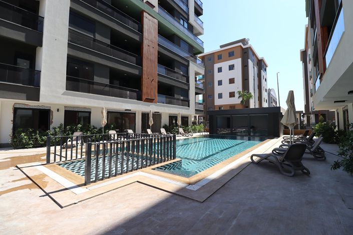 Image No.10-2 Bed Apartment for sale