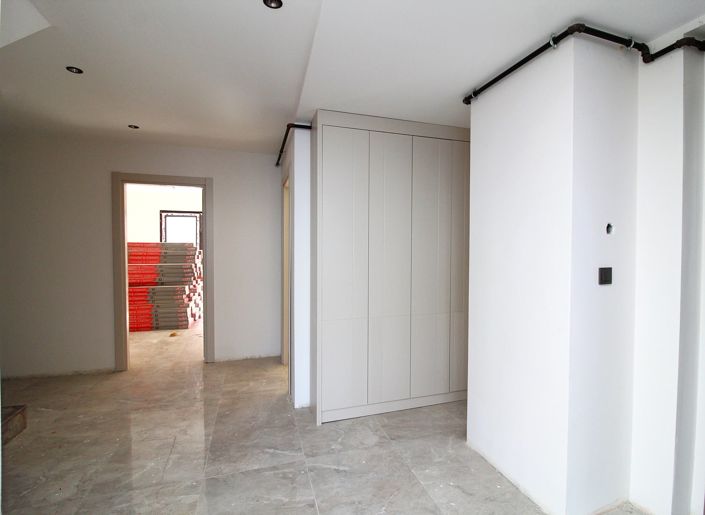 Image No.39-3 Bed Apartment for sale