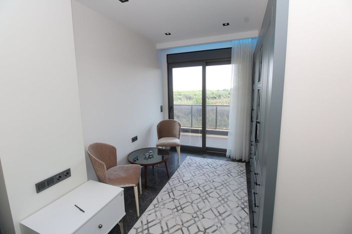 Image No.23-4 Bed House/Villa for sale