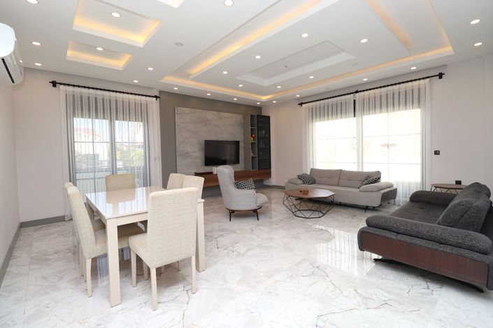 Image No.12-4 Bed House/Villa for sale