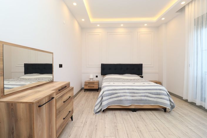 Image No.16-4 Bed House/Villa for sale