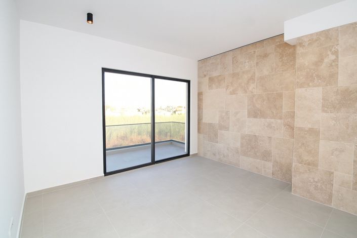 Image No.25-5 Bed House/Villa for sale