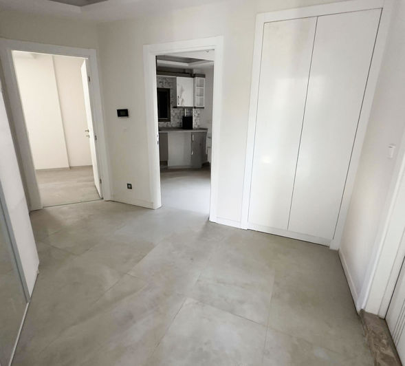 Image No.11-3 Bed Apartment for sale