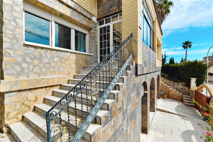 Image No.39-Villa de 4 chambres à vendre à Cabo Roig