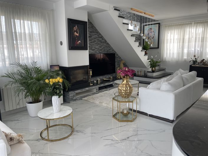 Image No.8-Villa de 4 chambres à vendre à Los Balcones