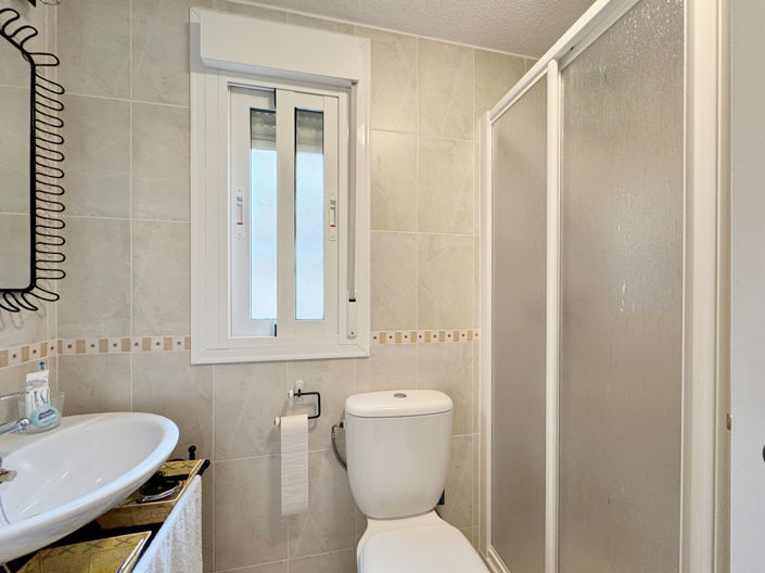 Image No.15-2 Bed Apartment for sale