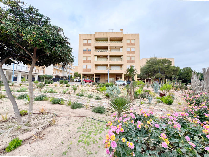 Image No.25-2 Bed Apartment for sale