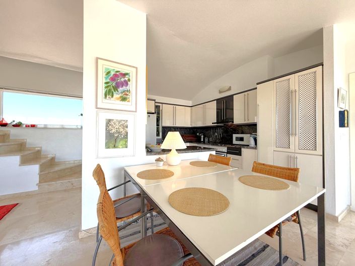 Image No.8-3 Bed Apartment for sale