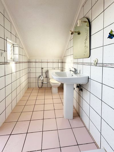 Image No.32-3 Bed Townhouse for sale