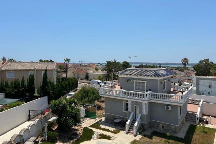 Image No.16-4 Bed Villa for sale