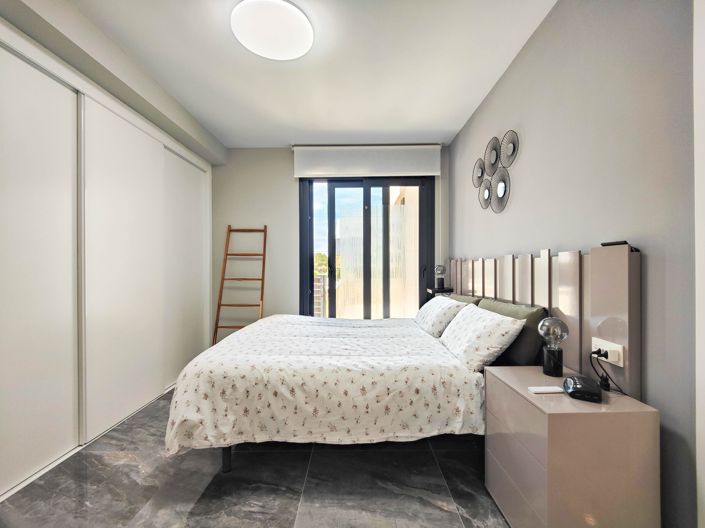 Image No.24-2 Bed Apartment for sale