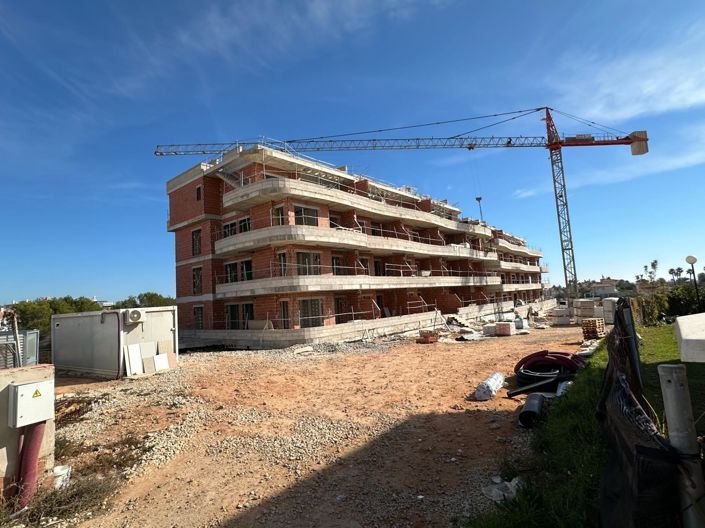 Image No.19-2 Bed Apartment for sale