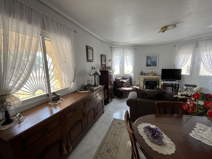 Image No.9-4 Bed Villa for sale