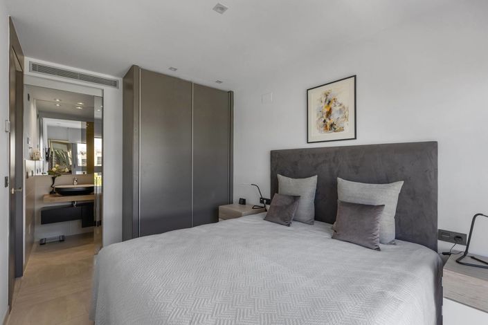 Image No.20-3 Bed Penthouse for sale