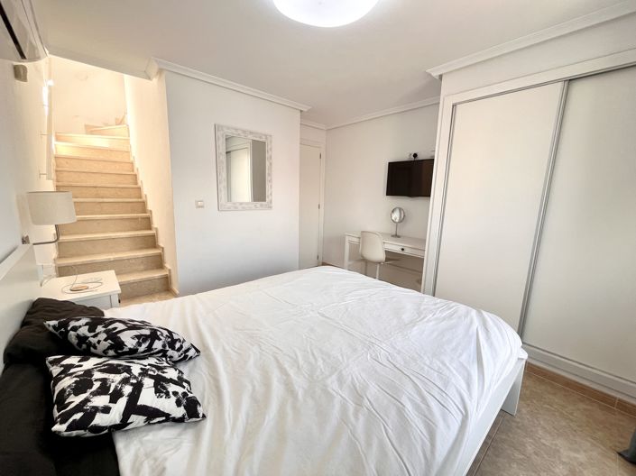 Image No.14-2 Bed Townhouse for sale