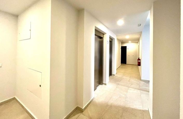 Image No.24-2 Bed Apartment for sale