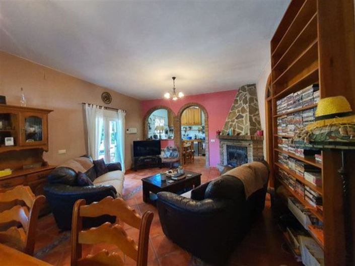 Image No.5-Maison de campagne de 4 chambres à vendre à El Burgo