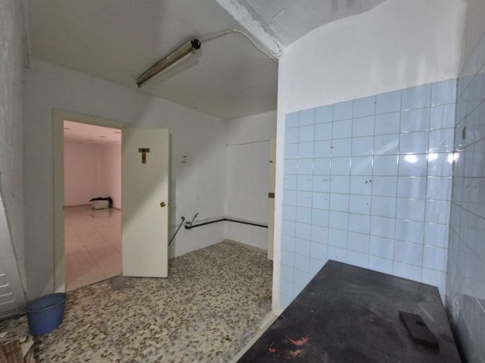 Image No.29-4 Bed Townhouse for sale