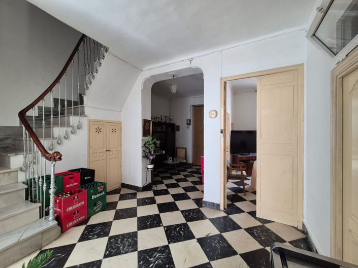 Image No.16-4 Bed Townhouse for sale