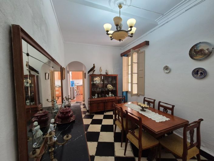 Image No.6-4 Bed Townhouse for sale