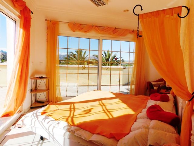 Image No.18-4 Bed Villa for sale