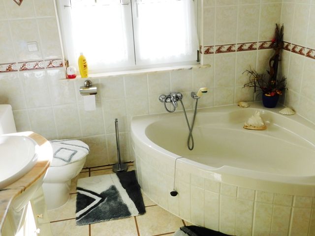 Image No.28-4 Bed Villa for sale