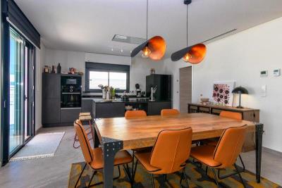 dining-room-of-a-villa-for-sale-in-denia