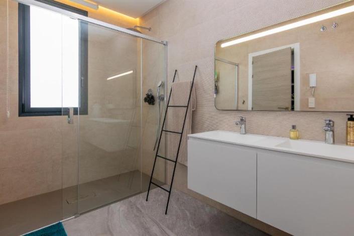 Image No.18-3 Bed House/Villa for sale