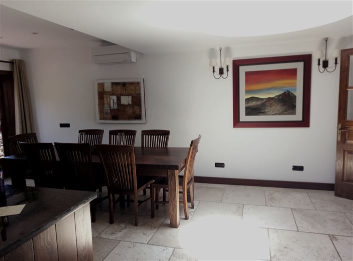 Image No.27-5 Bed House for sale