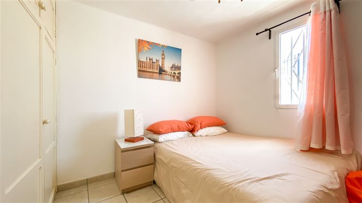 Image No.20-2 Bed Apartment for sale