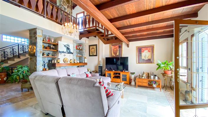 Image No.4-3 Bed House for sale