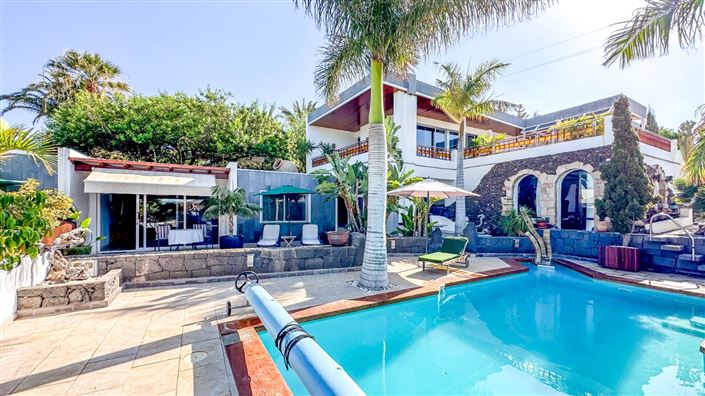 Image No.5-5 Bed Villa for sale