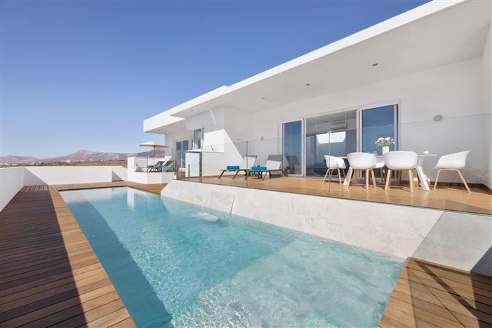 Image No.3-3 Bed Villa for sale