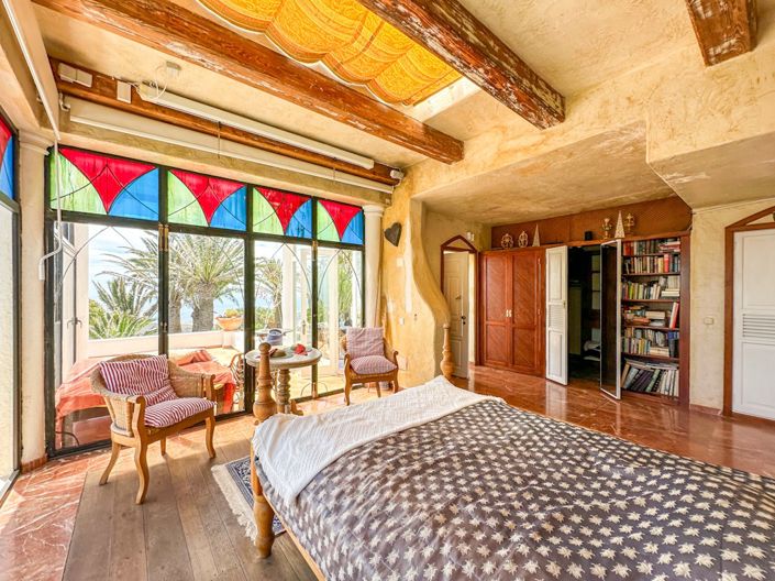 Image No.18-6 Bed Villa for sale