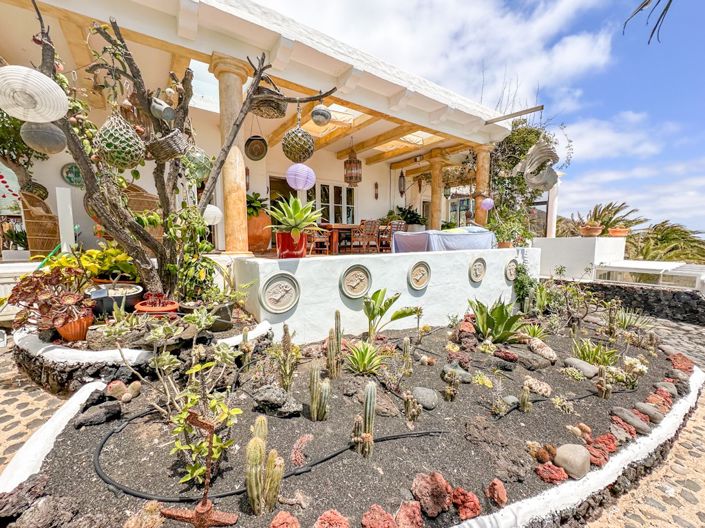 Image No.5-6 Bed Villa for sale