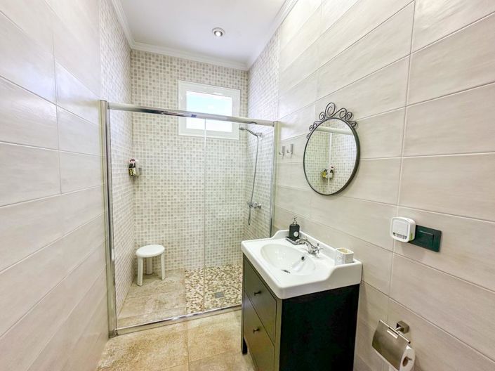 Image No.26-4 Bed Villa for sale