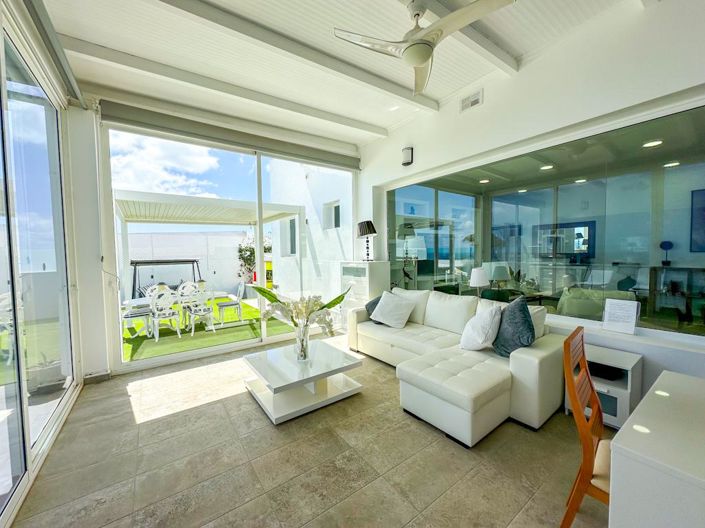 Image No.10-4 Bed Villa for sale