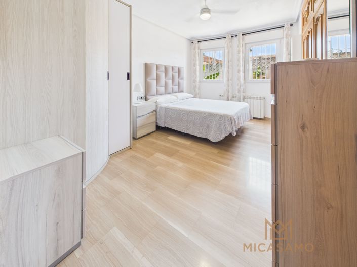 Image No.24-5 Bed Villa for sale