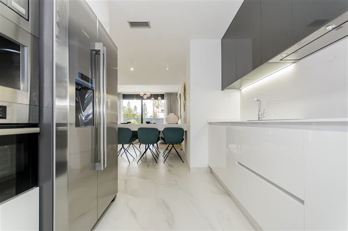 Image No.6-4 Bed Villa for sale