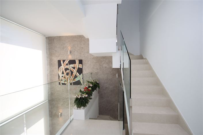 Image No.10-3 Bed Villa for sale