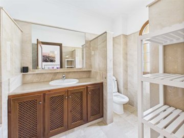 6traditionaltownhouselamangaclub010525133807c