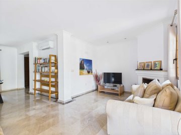 6traditionaltownhouselamangaclub010525133804c