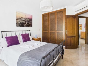 6traditionaltownhouselamangaclub010525133809c