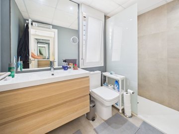 9761stylishmodernvillainmardecristal7c3bedroo